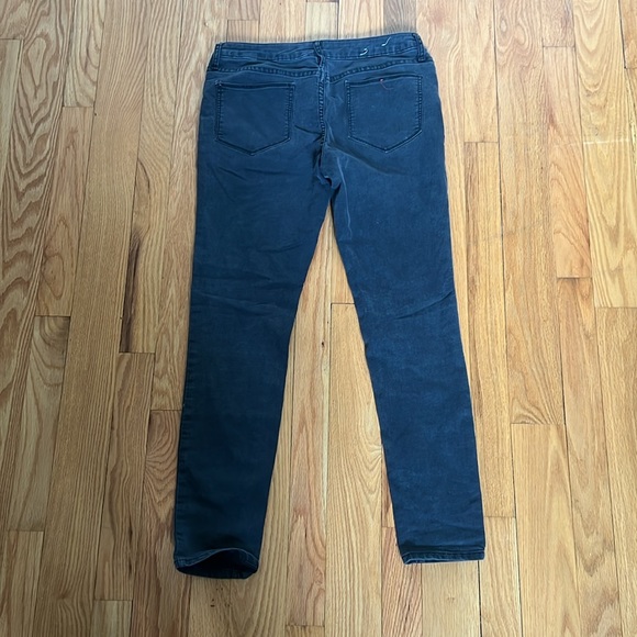 Mossimo size 9 Slim - Picture 2 of 3